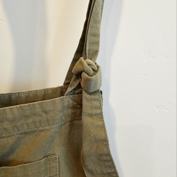 Cider Three Pockets On Front knot Strap Olive Green Women's Overalls Size M - Picture 5 of 7